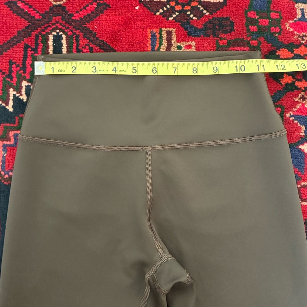 Alo 7/8 High-Waist Airlift Leggings in Espresso - Picture 7 of 9
